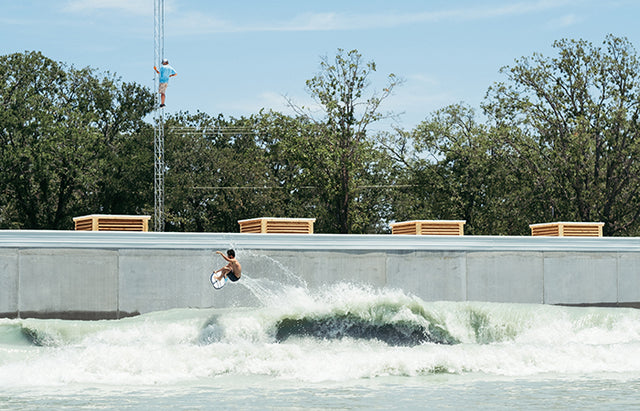 STAB MAG | A SOLO-SESSION IN AMERICAS NEWEST WAVE POOL